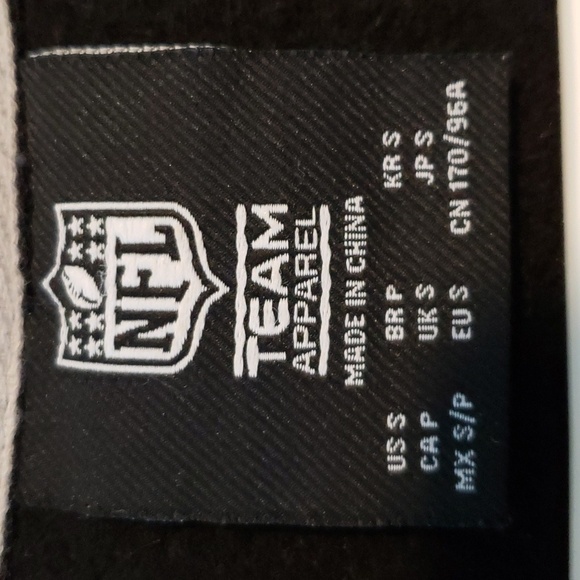 Raiders NFL Team Apparel Pullover - Picture 7 of 7